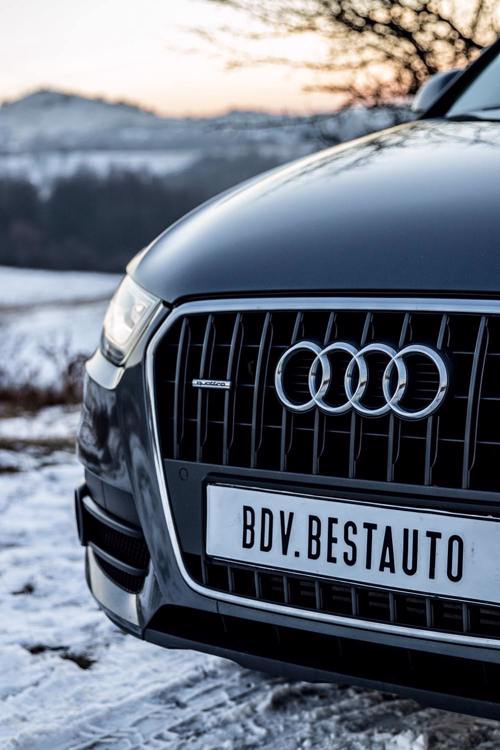 Audi Q3 Rent a Car